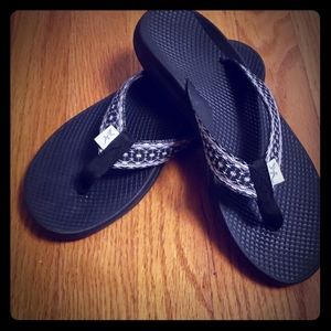 Chaco flip flops